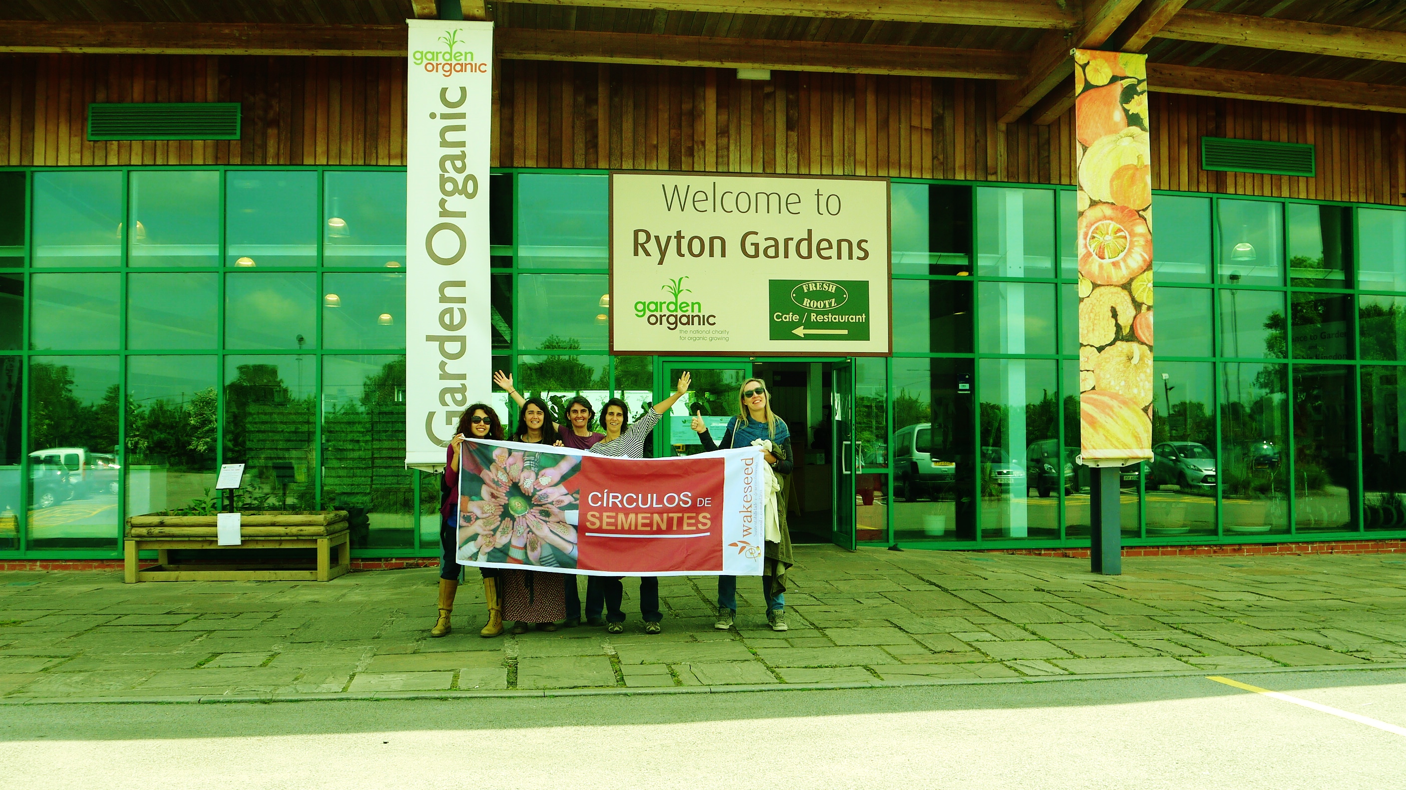 Projecto CÃ­rculos de Sementes participou em visita de IntercÃ¢mbio em Coventry, Inglaterra